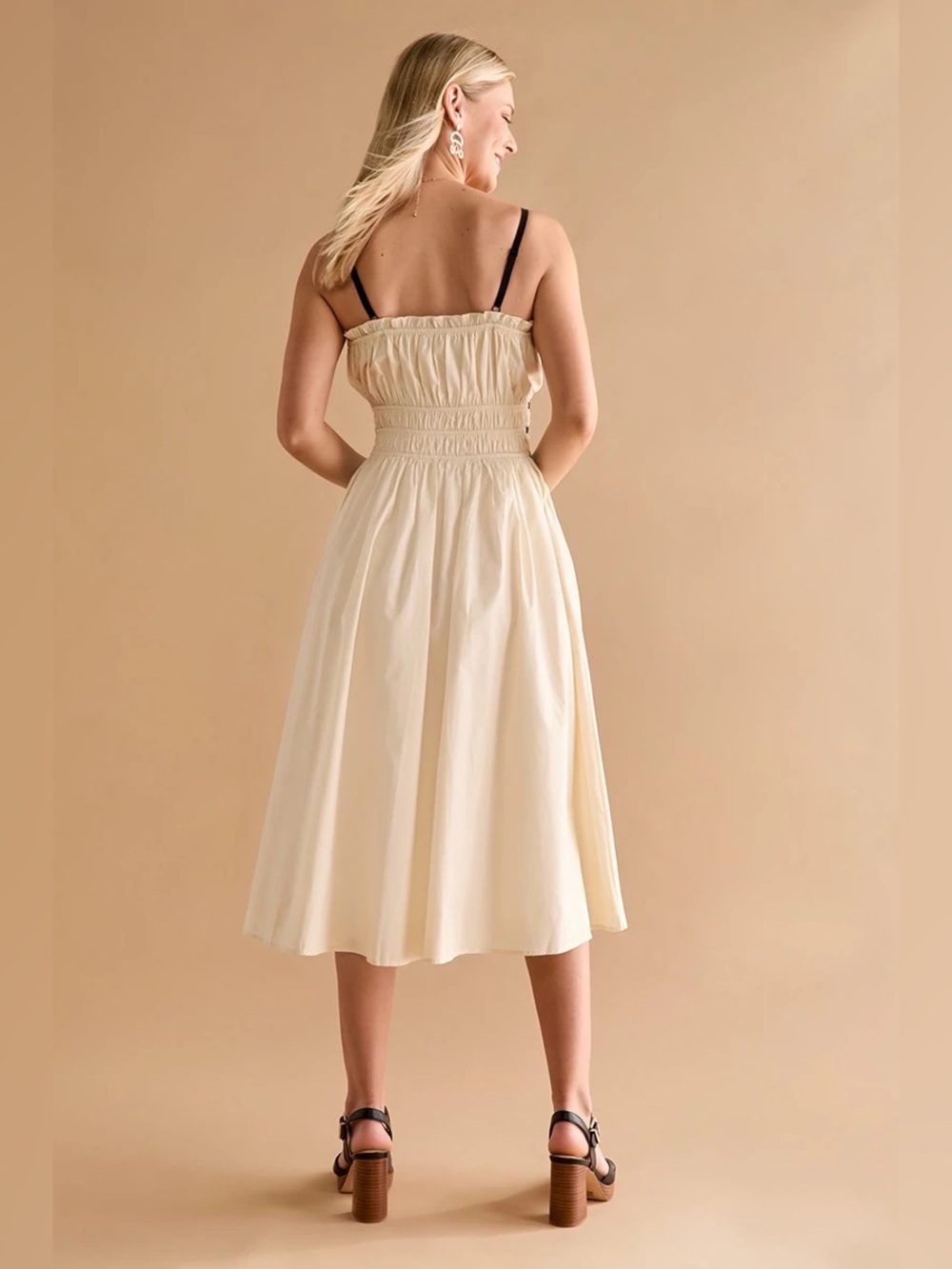 Francesca’s Collections. Leona Midi Dress.
Size Small. - Picture 4 of 4